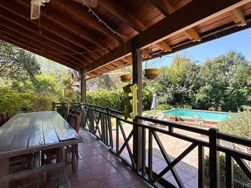 VENTA CASA 4 AMB PILETA QUINCHO - PARQUE LELOIR