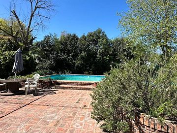 VENTA CASA 4 AMB PILETA QUINCHO - PARQUE LELOIR