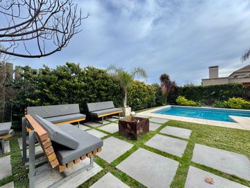 CASA VENTA 5 AMB/ PILETA BUENOS AIRES VILLAGE