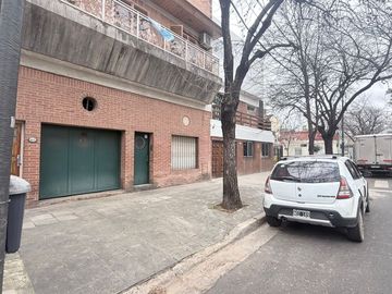 Alquila Galpon deposito 120 m2