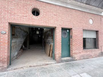 Alquila Galpon deposito 120 m2