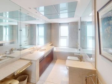 Venta Piso 6 ambientes av. del Libertador Palermo