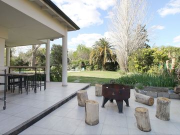 VENTA CASA 5 AMB KM 46 BARRIO LOS FRESNOS PILAR