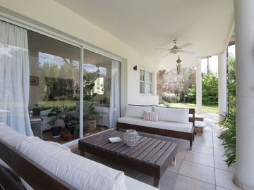 VENTA CASA 5 AMB KM 46 BARRIO LOS FRESNOS PILAR