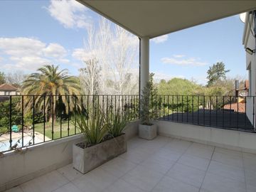 VENTA CASA 5 AMB KM 46 BARRIO LOS FRESNOS PILAR