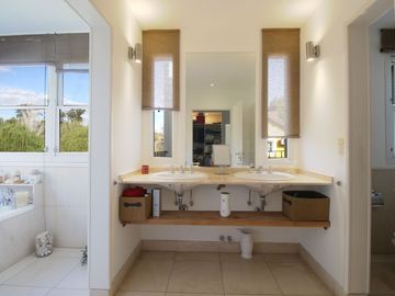 VENTA CASA 5 AMB KM 46 BARRIO LOS FRESNOS PILAR
