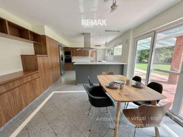 VENTA Casa 4 suites Highland Park parque 2.311 m2