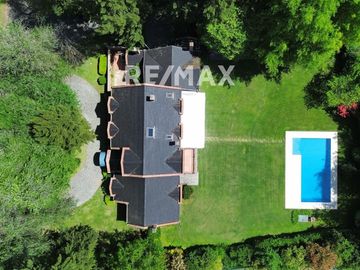 VENTA Casa 4 suites Highland Park parque 2.311 m2