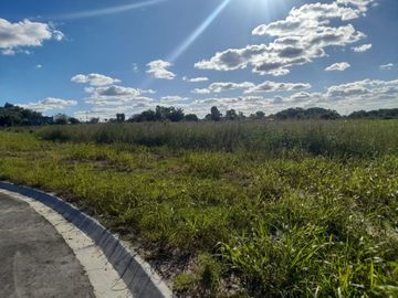 VENTA LOTE CENTRAL EN EL BARRIO LA POSTA DE PILAR