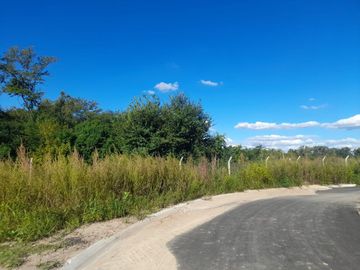 VENTA LOTE CENTRAL EN EL BARRIO LA POSTA DE PILAR