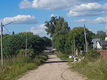 VENTA LOTE CENTRAL EN EL BARRIO LA POSTA DE PILAR