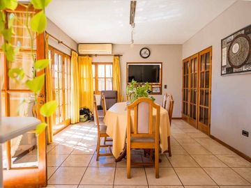 SE VENDE CASA EN DORREGO APTA CREDITO HIPOTECARIO