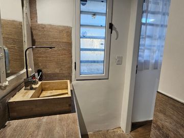 FLORIDA OESTE CASA VENTA 5 AMB COCHERA Y PILETA