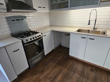 FLORIDA OESTE CASA VENTA 5 AMB COCHERA Y PILETA