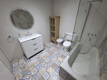 FLORIDA OESTE CASA VENTA 5 AMB COCHERA Y PILETA