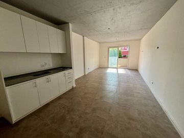 Venta Depto Monoambiente Tigre Centro con cochera