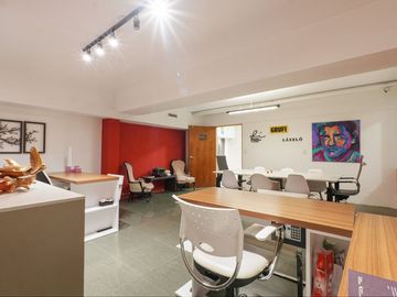 VENTA LOCAL COMERCIAL COLEGIALES SOBRE AVENIDA