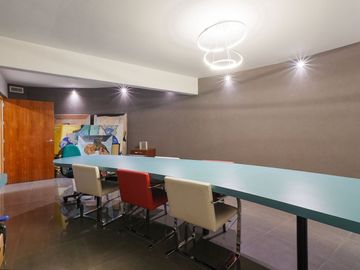 VENTA LOCAL COMERCIAL COLEGIALES SOBRE AVENIDA