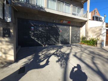 ALQUILER COMERCIAL A 50 METROS LA SALLE FLORIDA
