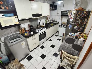 VENTA Departamento de Estilo, con balcon. Centro