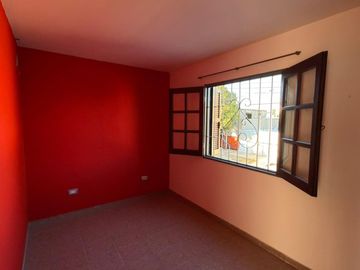 VENTA CASA 4 DORMITORIOS ALTA CORDOBA