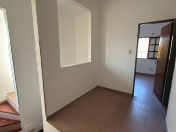 VENTA CASA 4 DORMITORIOS ALTA CORDOBA