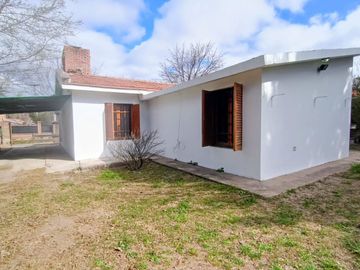 VENTA CASA 3 DORMIS MÁS ESCRITORIO CARLOS PAZ