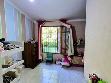 VENTA CASA 3 DORMIS MÁS ESCRITORIO CARLOS PAZ