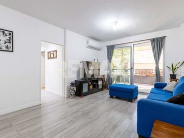 Departamento 4 amb en venta en Flores coch pileta