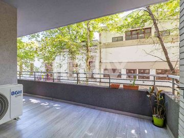 Departamento 4 amb en venta en Flores coch pileta