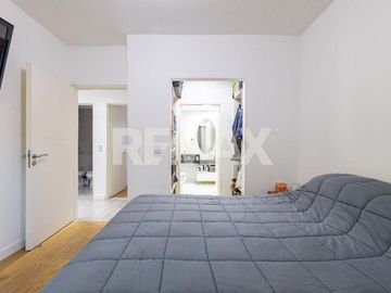Departamento 4 amb en venta en Flores coch pileta