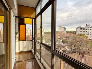 VENTA DEPTO CHACARITA 2 AMB GRAN BALCON LAVAD LUZ