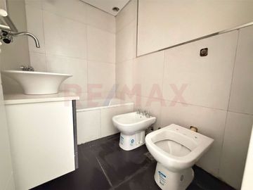Venta mono a estrenar con pile, cochera en Canning