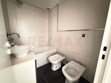 Venta mono a estrenar con pile, cochera en Canning
