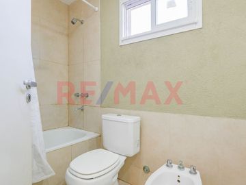 Casa Venta  4 amb  Santa Guadalupe Pilar del Este