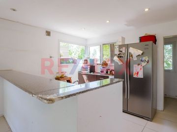 Casa Venta  4 amb  Santa Guadalupe Pilar del Este