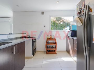 Casa Venta  4 amb  Santa Guadalupe Pilar del Este