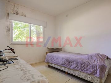 Casa Venta  4 amb  Santa Guadalupe Pilar del Este