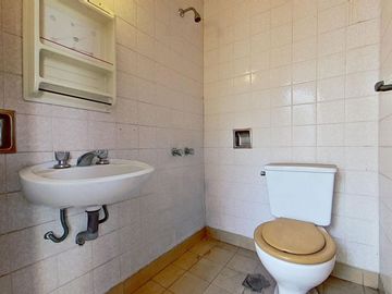 VENTA CASA 4 AMB COCHERA TERRAZA QUINCHO PARRILLA