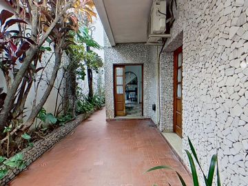 VENTA CASA 4 AMB COCHERA TERRAZA QUINCHO PARRILLA