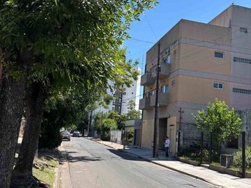 VENTA LOTE EN ESQUINA -PILAR CENTRO -ZONA UCA
