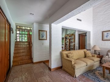 Casa 6 dormitorios vista al golf y 4 cocheras