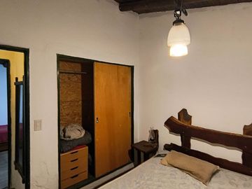 VENTA CASA 2 DORMITORIOS CALLE ROMA CARLOS PAZ