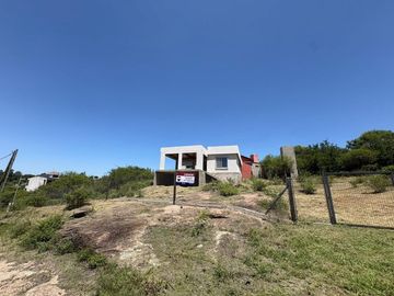 VENTA CASA EN SIQUIMAN CON TERRENO 1045 M2.!!!