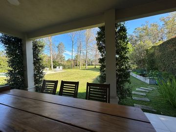 VENTA CASA 4 AMB LAS PRADERAS DE LUJAN APTO CRED