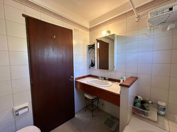 VENTA CASA 4 AMB LAS PRADERAS DE LUJAN APTO CRED