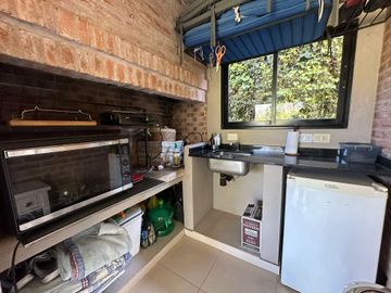 VENTA CASA 4 AMB LAS PRADERAS DE LUJAN APTO CRED