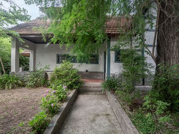 CASA DE 7 AMBIENTES EN VENTA EN TIGRE CENTRO