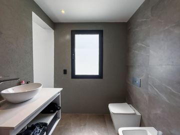 CASA EN VENTA 5 AMBIENTES EN FINCAS DEL ALBA
