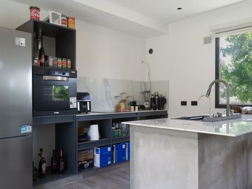 CASA EN VENTA 5 AMBIENTES EN FINCAS DEL ALBA